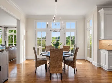 1330 West Whitmore Court Lake Forest IL 60045