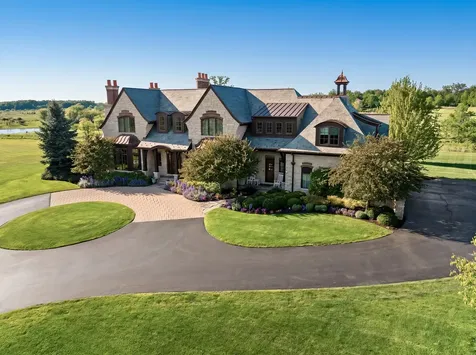1330 West Whitmore Court Lake Forest IL 60045