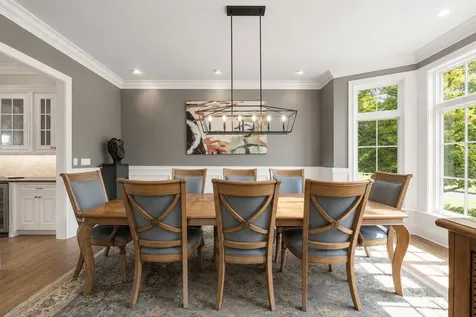 1330 West Whitmore Court Lake Forest IL 60045