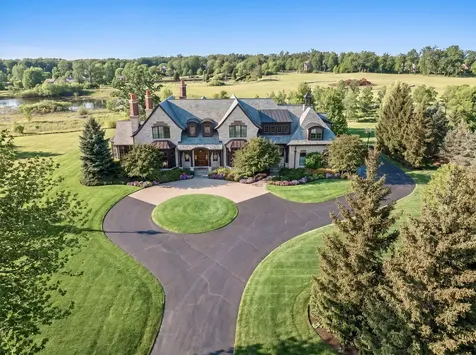 1330 West Whitmore Court Lake Forest IL 60045