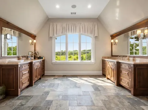 1330 West Whitmore Court Lake Forest IL 60045
