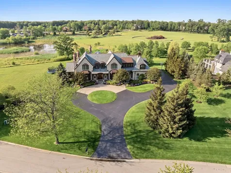 1330 West Whitmore Court Lake Forest IL 60045
