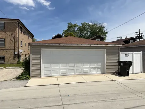 2134 South 16th Avenue Broadview IL 60155