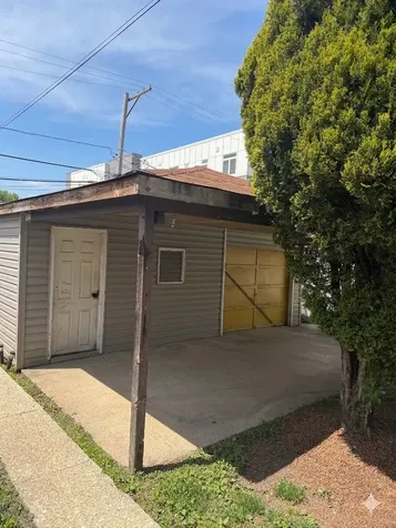 2134 South 16th Avenue Broadview IL 60155