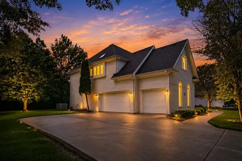 1315 Darien Club Drive Darien IL 60561