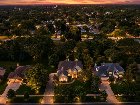 1315 Darien Club Drive Darien IL 60561