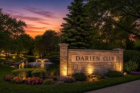 1315 Darien Club Drive Darien IL 60561