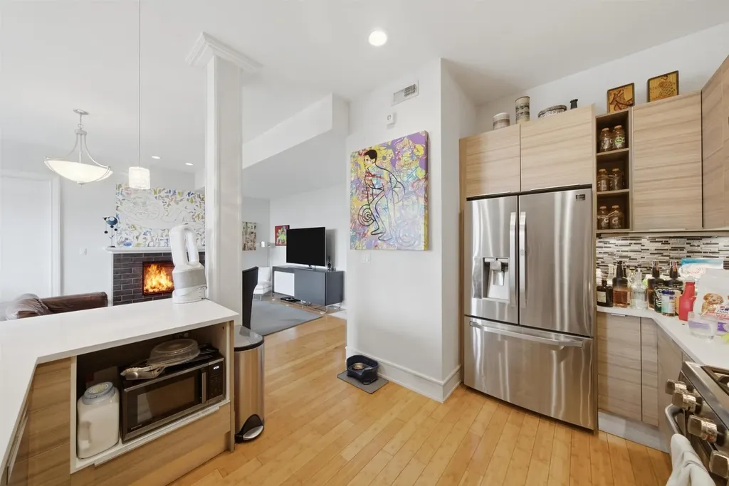 2424 West Chicago Avenue Chicago IL 60622