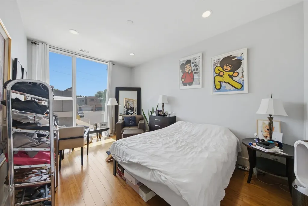 2424 West Chicago Avenue Chicago IL 60622