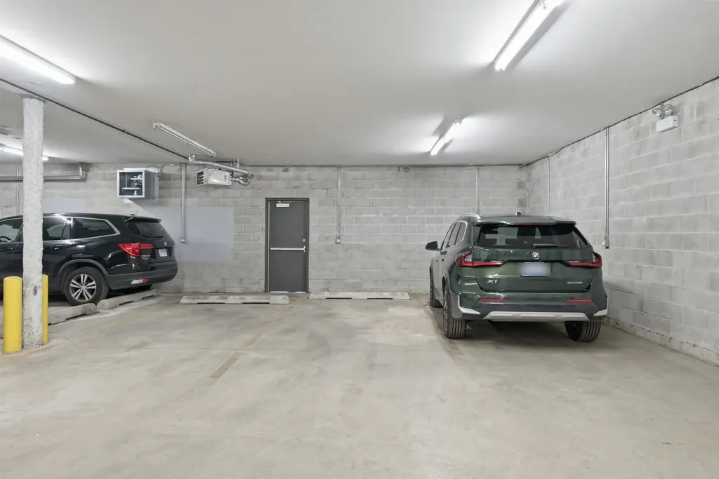 2424 West Chicago Avenue Chicago IL 60622