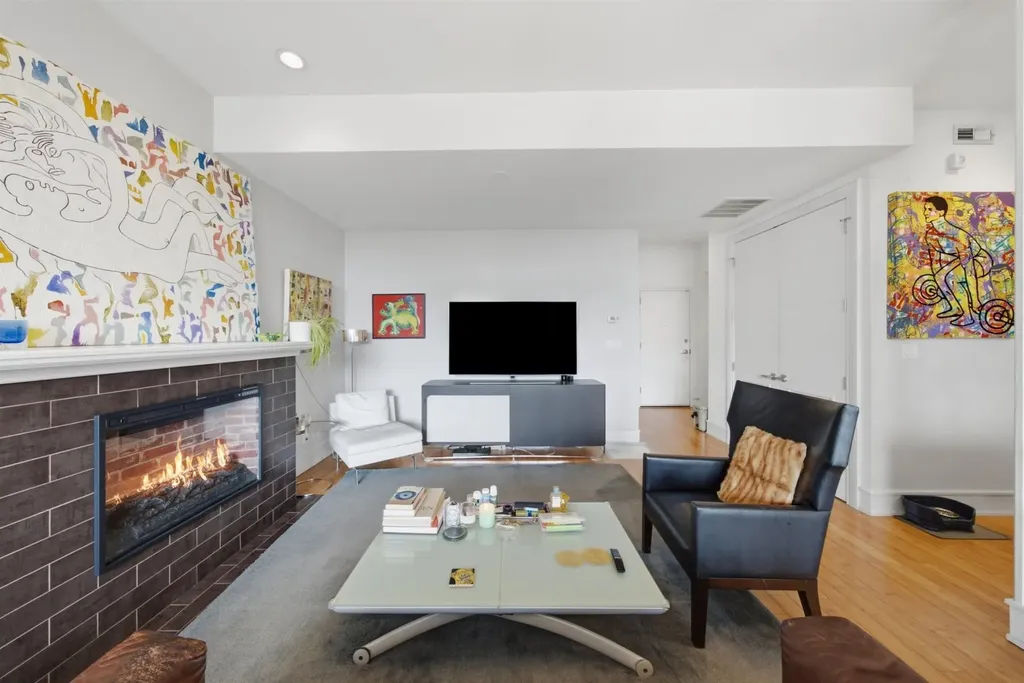 2424 West Chicago Avenue Chicago IL 60622