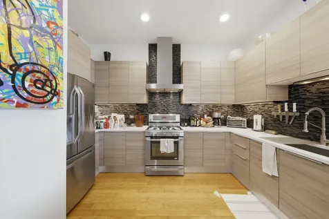 2424 West Chicago Avenue Chicago IL 60622