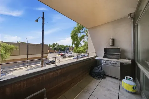 2424 West Chicago Avenue Chicago IL 60622