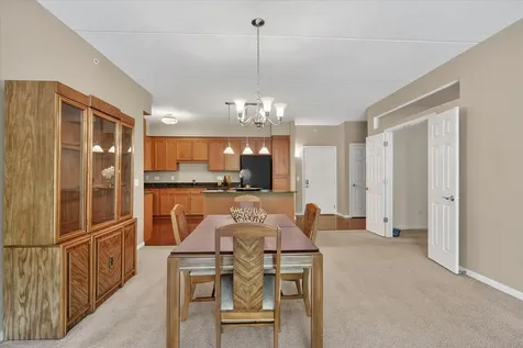 799 Graceland Avenue Des Plaines IL 60016