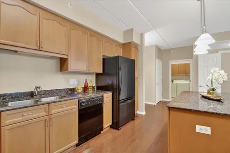 799 Graceland Avenue Des Plaines IL 60016