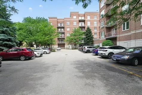 799 Graceland Avenue Des Plaines IL 60016