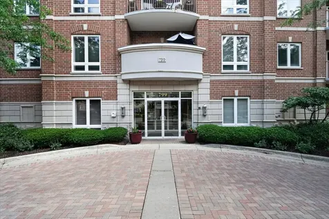 799 Graceland Avenue Des Plaines IL 60016