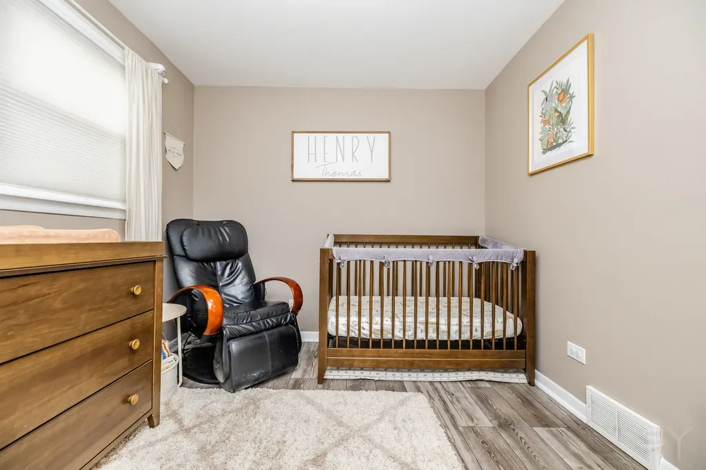 10948 South Albany Avenue Chicago IL 60655