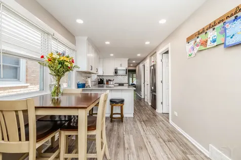 10948 South Albany Avenue Chicago IL 60655