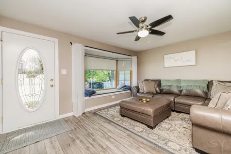 10948 South Albany Avenue Chicago IL 60655