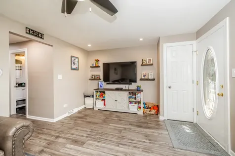 10948 South Albany Avenue Chicago IL 60655