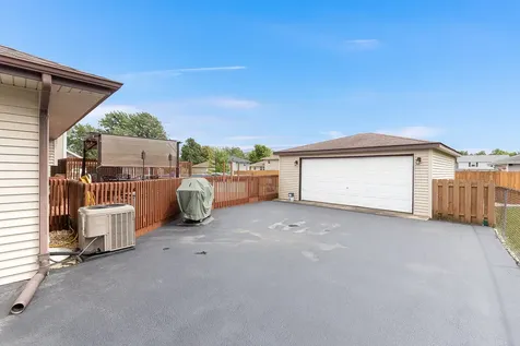 3842 Jonathan Simpson Drive Joliet IL 60431