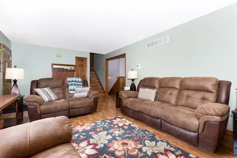 3842 Jonathan Simpson Drive Joliet IL 60431