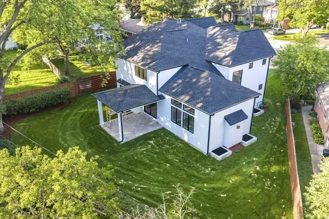 440 Briarhill Road Glenview IL 60025