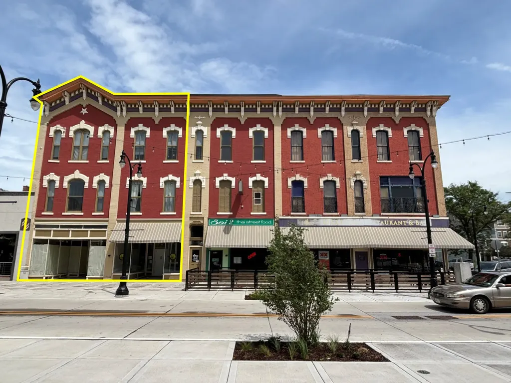 1821-1823 2ND Avenue Rock Island IL 61201