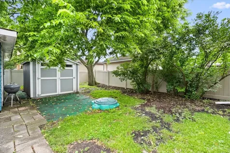 532 North Redfield Court Park Ridge IL 60068