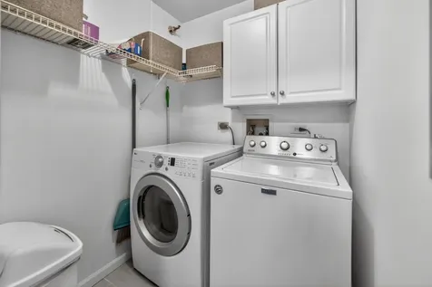 104 Glengarry Drive Bloomingdale IL 60108