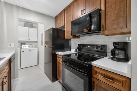 104 Glengarry Drive Bloomingdale IL 60108