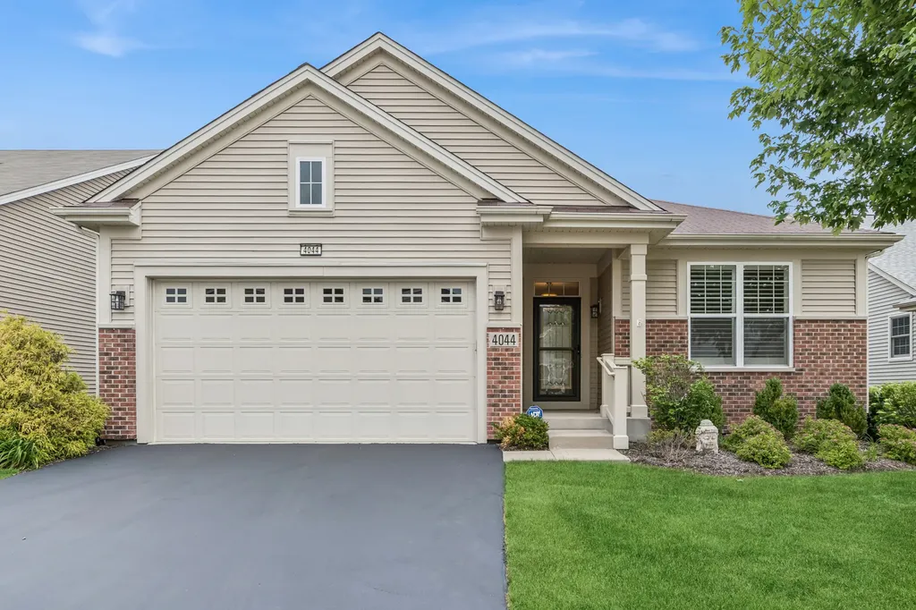 4044 Chesapeake Lane Naperville IL 60564