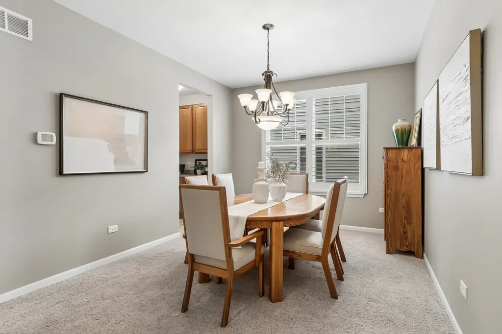 4044 Chesapeake Lane Naperville IL 60564