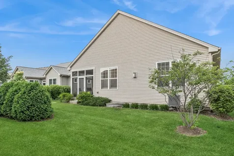 4044 Chesapeake Lane Naperville IL 60564