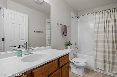 2729 Granite Court Prairie Grove IL 60012