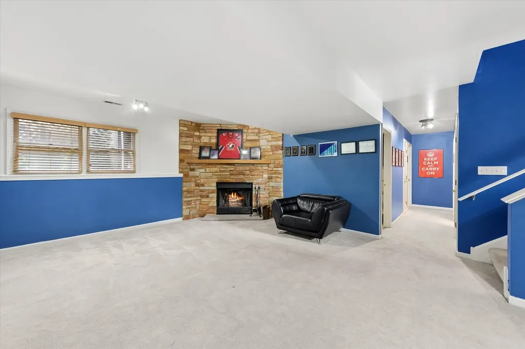 517 North Warwick Avenue Westmont IL 60559