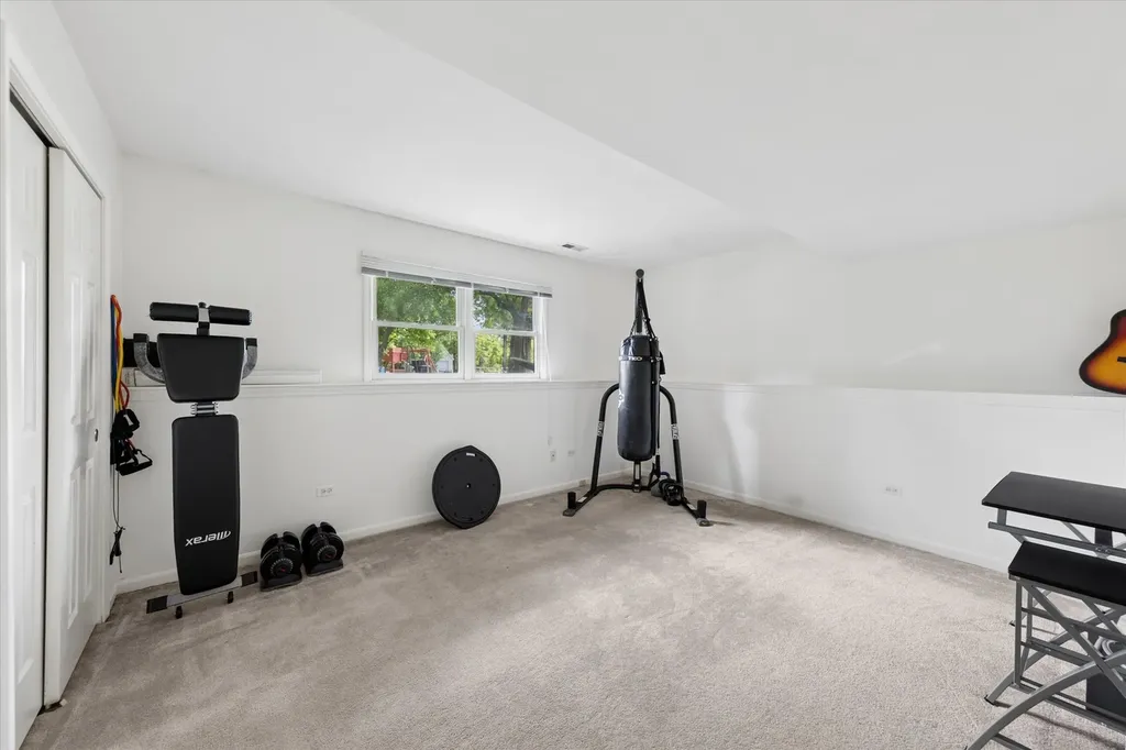 517 North Warwick Avenue Westmont IL 60559
