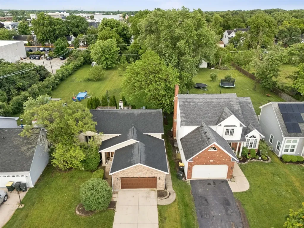 517 North Warwick Avenue Westmont IL 60559