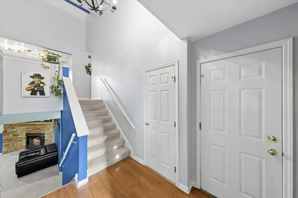 517 North Warwick Avenue Westmont IL 60559