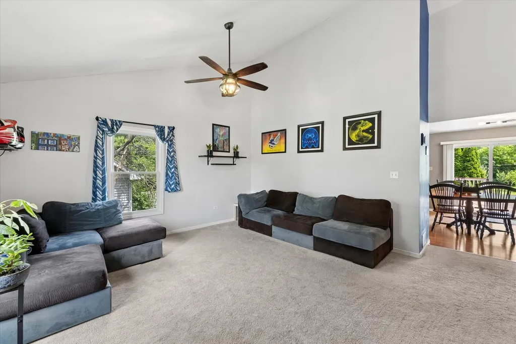 517 North Warwick Avenue Westmont IL 60559