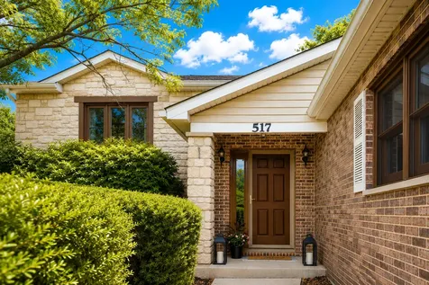 517 North Warwick Avenue Westmont IL 60559