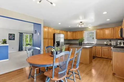 517 North Warwick Avenue Westmont IL 60559