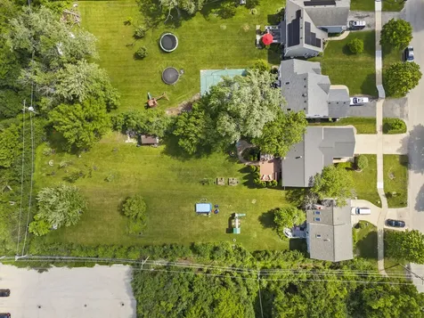 517 North Warwick Avenue Westmont IL 60559