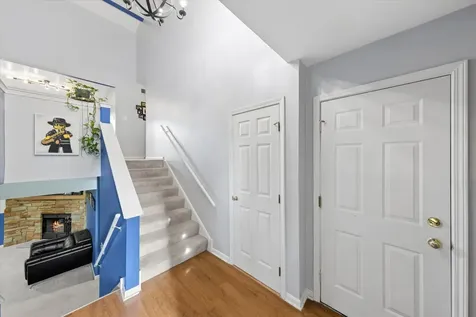 517 North Warwick Avenue Westmont IL 60559