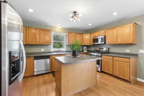 517 North Warwick Avenue Westmont IL 60559