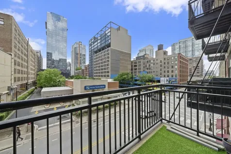 547 South Clark Street Chicago IL 60605