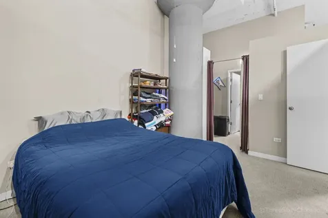 547 South Clark Street Chicago IL 60605