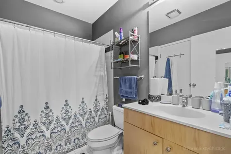 547 South Clark Street Chicago IL 60605