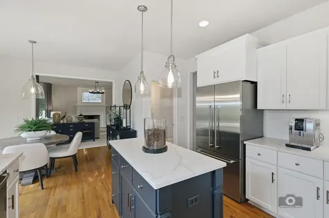 612 Pine Street Sugar Grove IL 60554